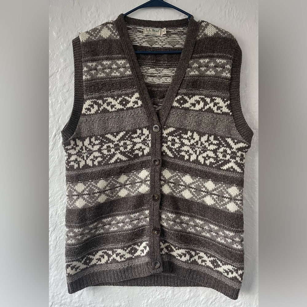 LL Bean 100% Wool Knit Sweater Vest L Brown Ugly Christmas Button Up Coat VTG
